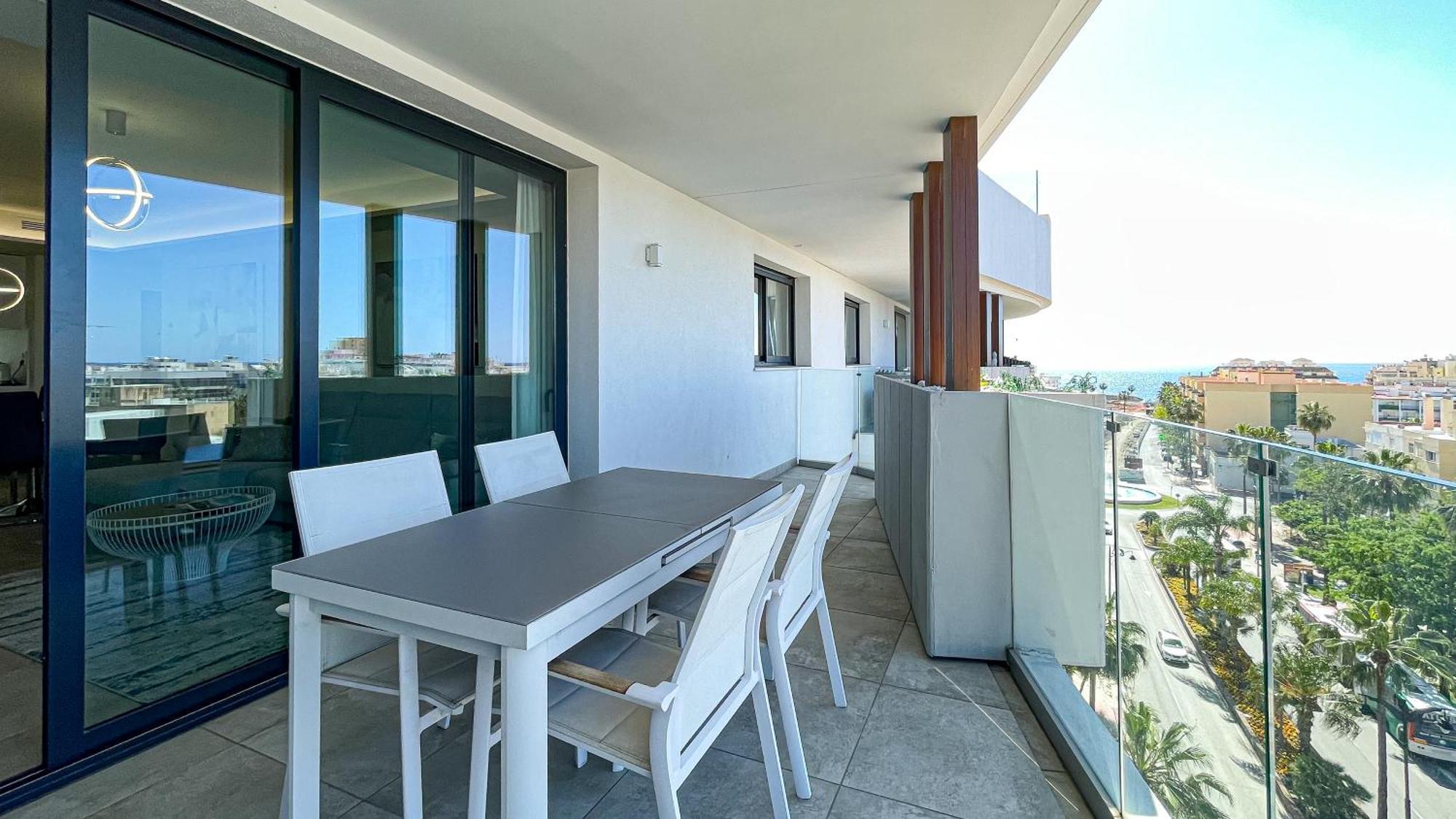 Infinity Estepona Centro Eksteriør billede
